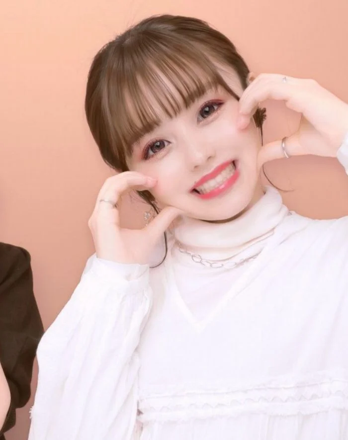 【無】【数量限定】初撮影!!あの有名アイドルの妹(本物)で【有名人にもナンパされる子】をハメ撮り&中出し種付け【流出】