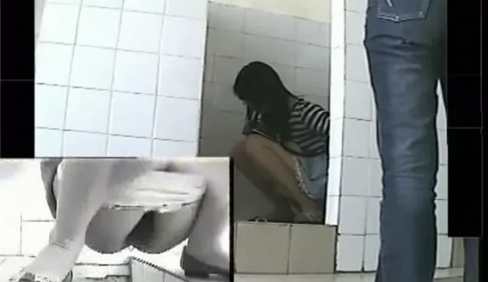 中国女子大5 トイレ盗撮で覗かれる無防備な女子大生たちの恥ずかしい瞬間 のスクリーンショット 2