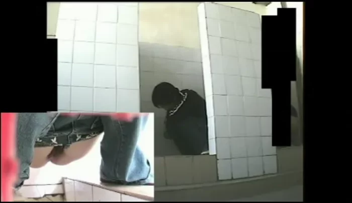 中国女子大生3 – トイレ盗撮ハメ撮り隠しカメラ映像 のスクリーンショット 4