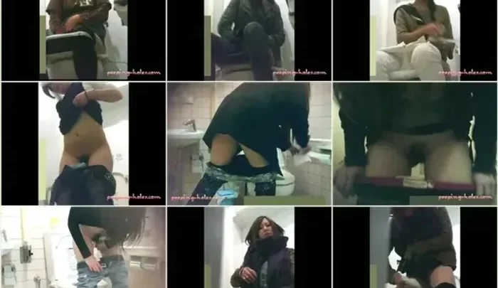 コンビニトイレ盗撮 9 – 美しいアジア人女性がトイレで用を足す姿を覗き見
