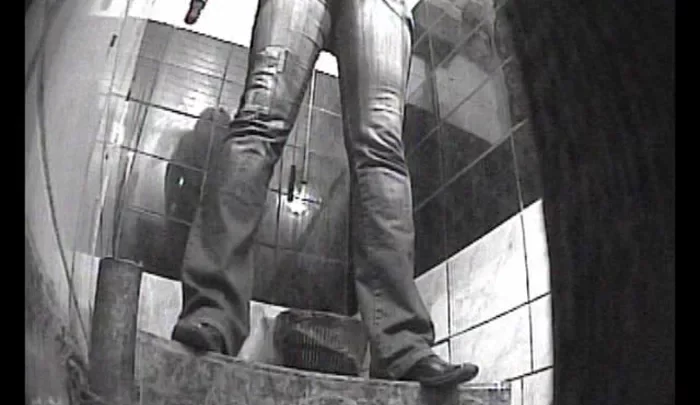 spy2wc_58