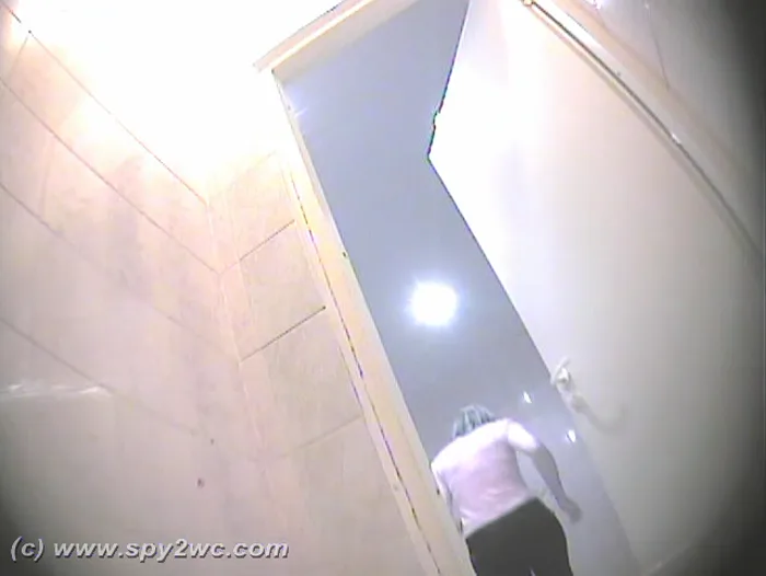 動画を再生:spy2wc_66