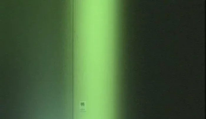 居酒屋トイレ10 覗き穴から盗撮 無修正ダウンロード トイレ盗隠しカム 小便少女ビデオ ナイトビジョン のスクリーンショット 4