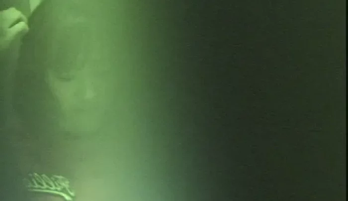 居酒屋トイレ盗撮20 – 覗き穴からの無料映像、夜間視覚機能で捉えた隠しカメラ記録 のスクリーンショット 4