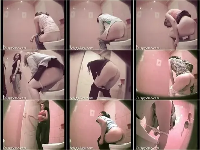動画を再生:ロシアの大学トイレ盗撮 隠しカメラで捉えた女子の放尿シーン