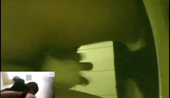 ファッショントイレ4 – 大阪ゲーセン近くのしゃがみ便所盗撮、女子中学生トイレ盗撮 のスクリーンショット 4