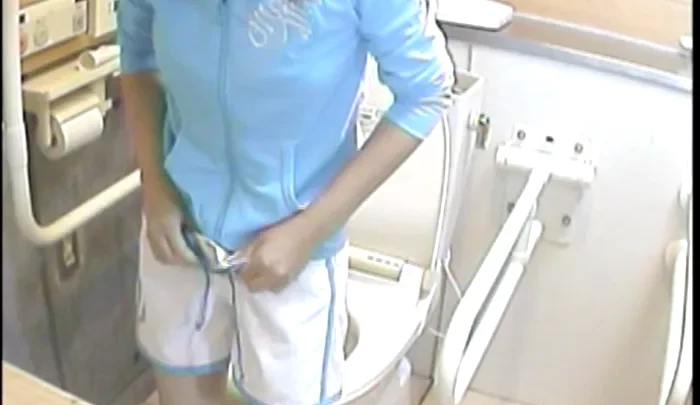 海眼6 和式トイレ盗撮 覗き穴から覗くトイレ盗撮映像 のスクリーンショット 2