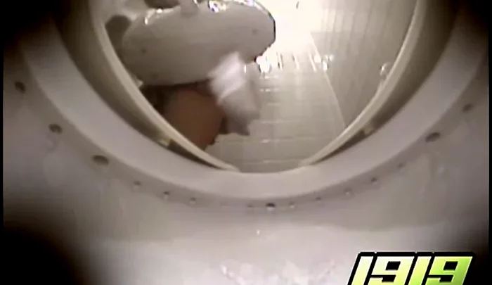 恥じらい溢れる女性たちの和式トイレ盗撮 ホストクラブの和風トイレで羞恥心をさらけ出す のスクリーンショット 2